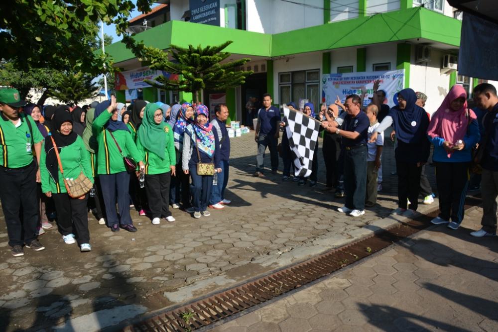 600 Peserta Ikuti Jalan Sehat Hari Kesehatan Nasional Batang