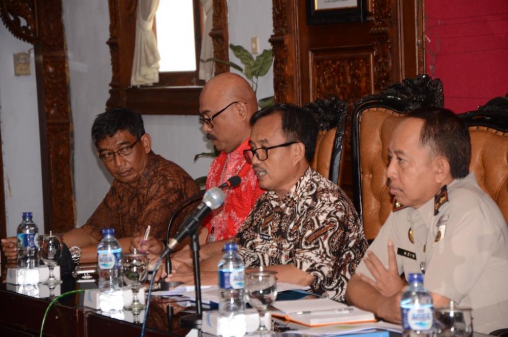 PLN Targetkan Pembangunan SUTET 500KV TX Ungaran-Pedan-Mandirancan SELESAI 2019