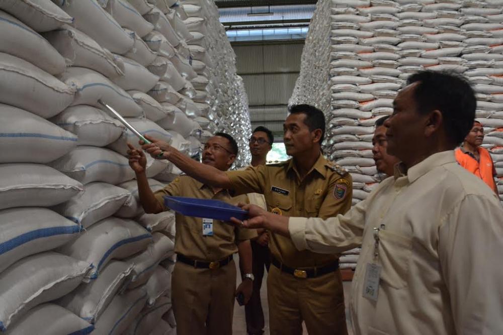 Stok Beras Melimpah, Masyarakat Tidak Perlu Kawatir