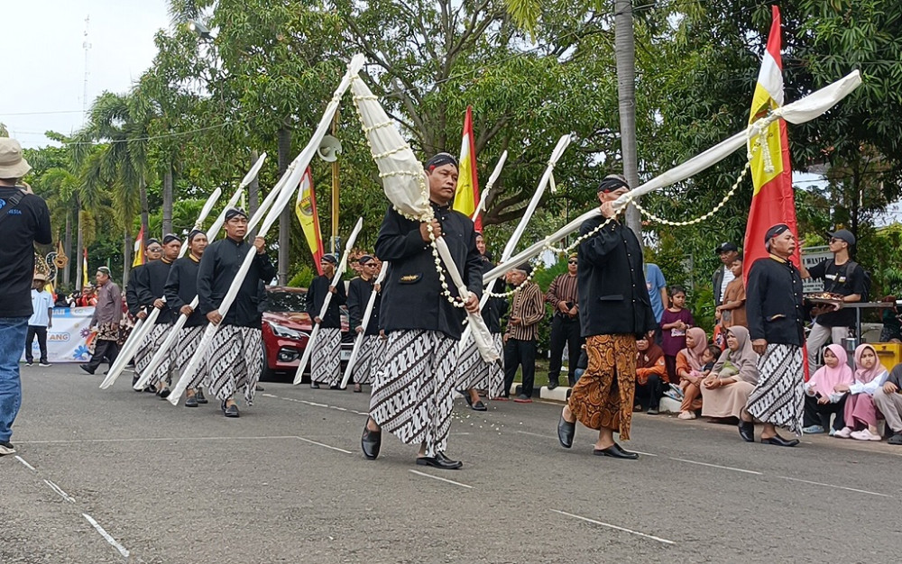 Kesakralan Tombak Kyai Abirawa di Tiap Gelaran Budaya Batang
