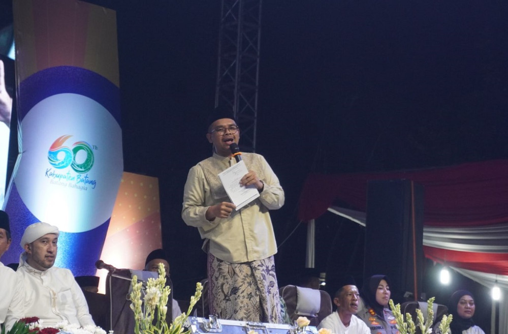 Batang Bersholawat, KH Anwar Zahid Minta Pemimpin Amanah dan Adil Jalankan Tugas