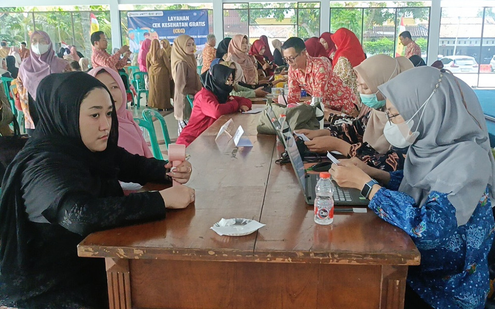 Rayakan Hari Kartini, Belasan Organisasi Profesi Bakti Sosial Kesehatan