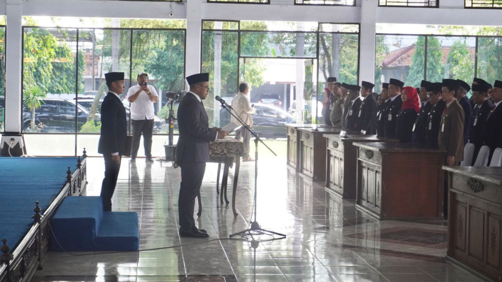 Bupati Batang Rotasi Puluhan Pejabat, Kinerja Jadi Sorotan
