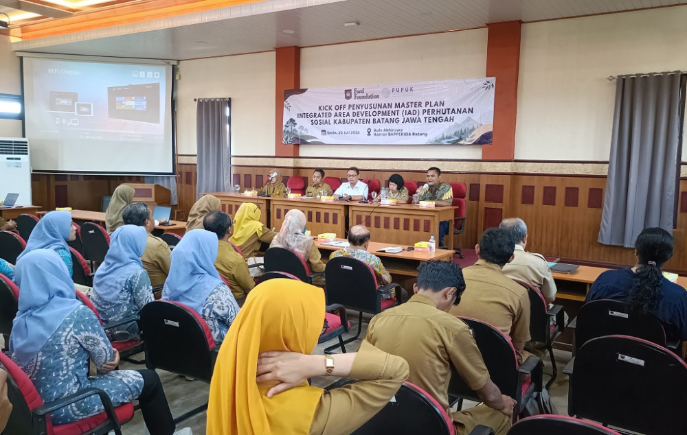Kick Off Penyusunan Masterplan IAD Perhutanan Sosial Perkuat Kolaborasi Lintas Sektor di Batang