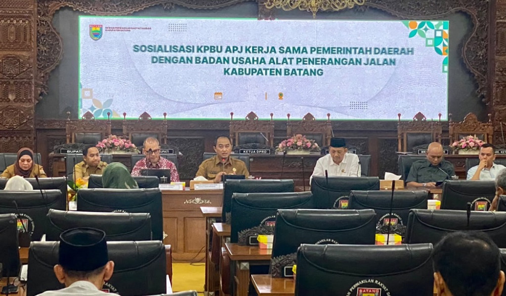 Kemendagri Jadikan KPBU Penerangan Jalan di Batang Proyek Percontohan Nasional