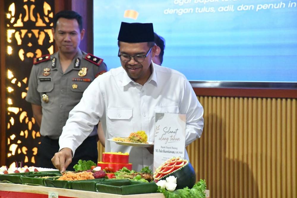 Genap Usia 35 Tahun, Bupati Batang Tidak Ngoyo Fokus Kerjaan Program Bermanfaat