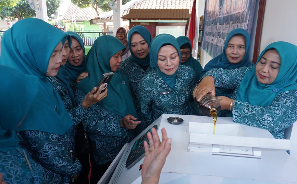 PKK Kudus Belajar dari Batang, Sulap Minyak Jelantah Jadi Cuan