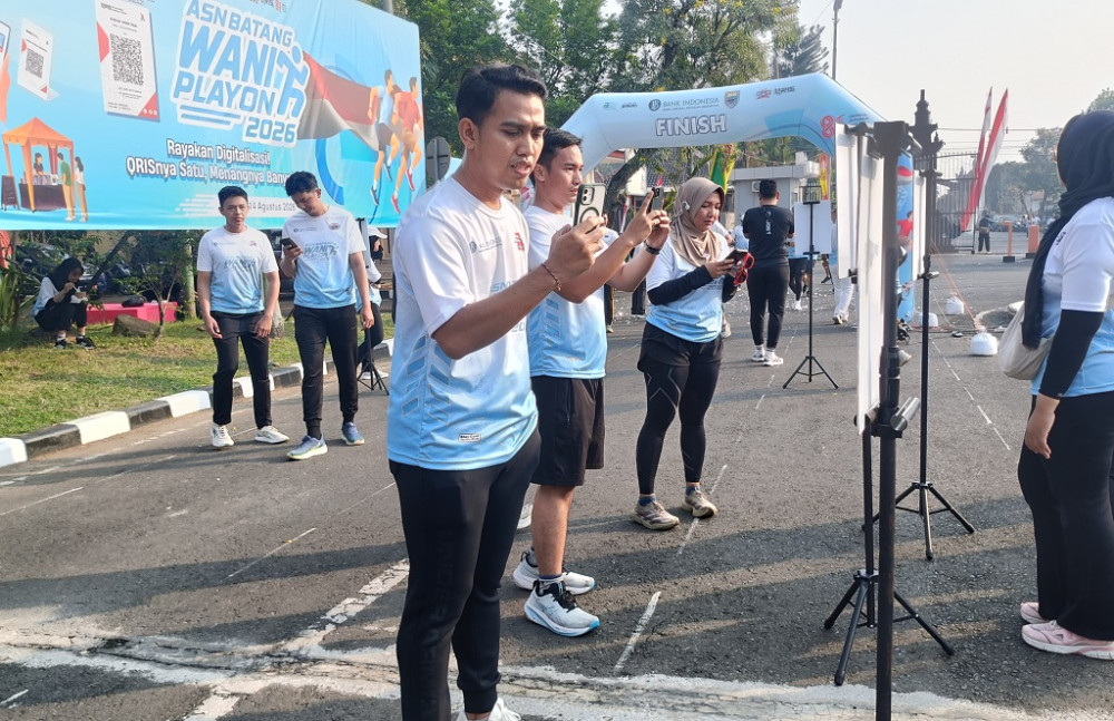 Ratusan ASN Wani Playon, Ajak Berwakaf Sumur Bor untuk Tangani Kekeringan
