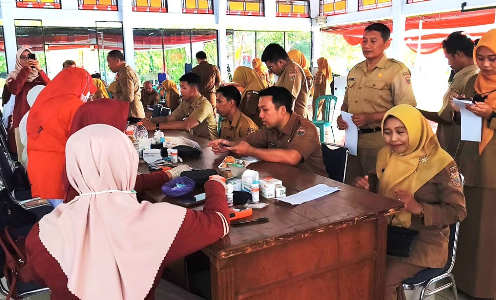 Cek Kesehatan Gratis HUT RI ke-81: ASN dan Warga Batang Berburu CKG
