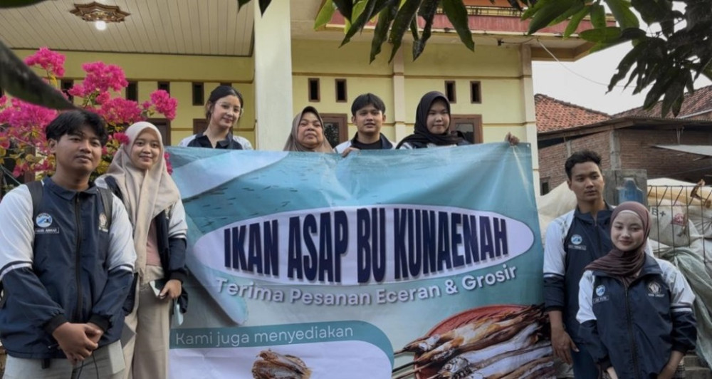 Mahasiswa KKN Undip Manfaatkan Data Pemasaran Untuk Mendukung Pengembangan UMKM