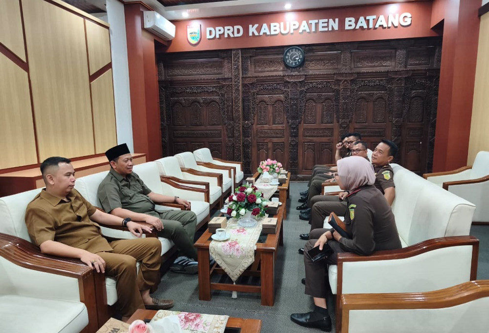 Demi Kemajuan Batang, Kajari Bangun Sinergi dengan DPRD