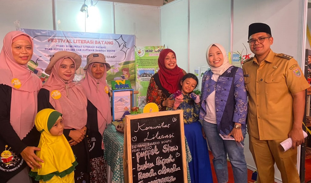 Festival Literasi, Bupati Batang Dorong Budaya Membaca dari Keluarga