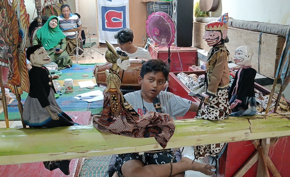 Sukses Meregenerasi, Anang Purbo Siap Tampilkan Wayang Golek Cepak di Solo