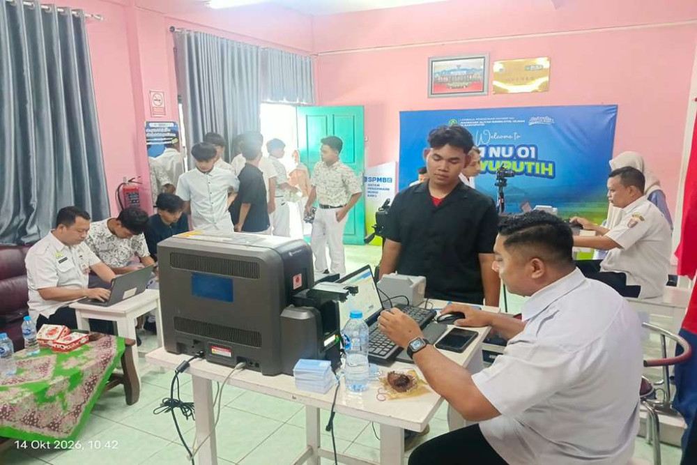 Gencar Jemput Bola, Disdukcapil Batang Kejar Perekaman KTP-el Pelajar Usia 16 Tahun