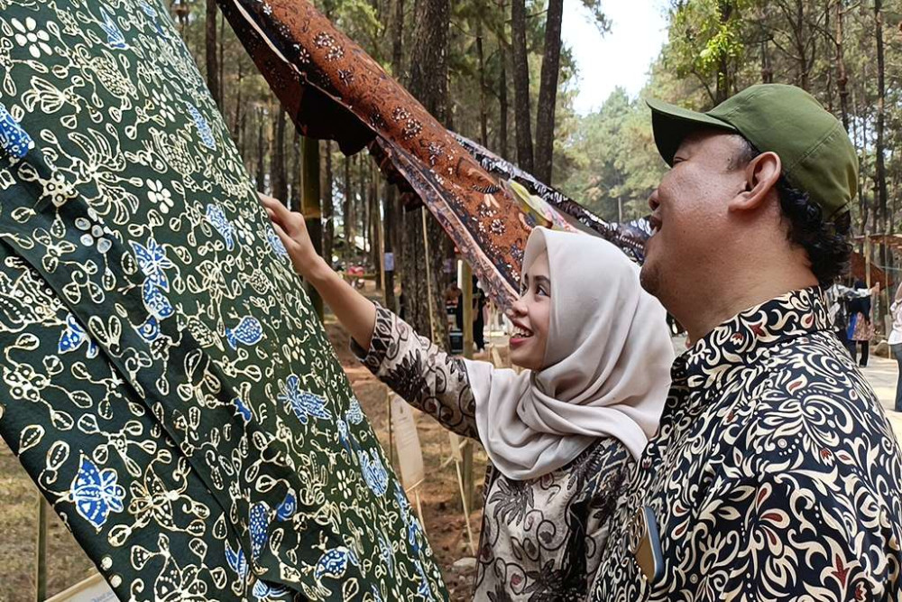 Jaga Keterikatan Alam dan Batik, Sikembang Menginspirasi Pembatik Lestarikan Warisan Leluhur