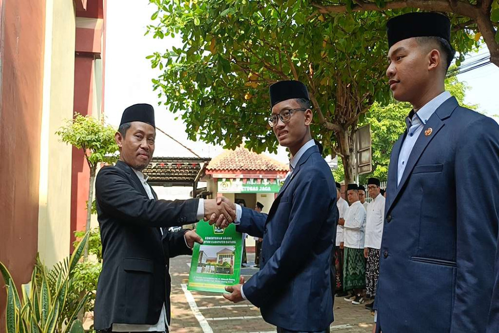 Raih Juara Internasional, Santri di Batang Manfaatkan AI untuk Dunia Pendidikan
