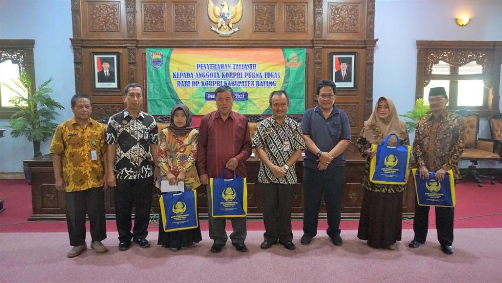 Pemberian Tali Asih Sebagai Perekat Silaturahmi Antar Anggota KORPRI