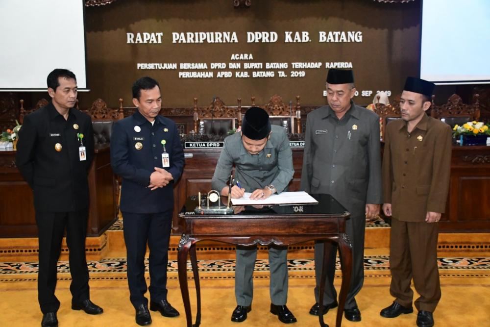 DPRD Batang Setujui RAPBD Perubahan 2019