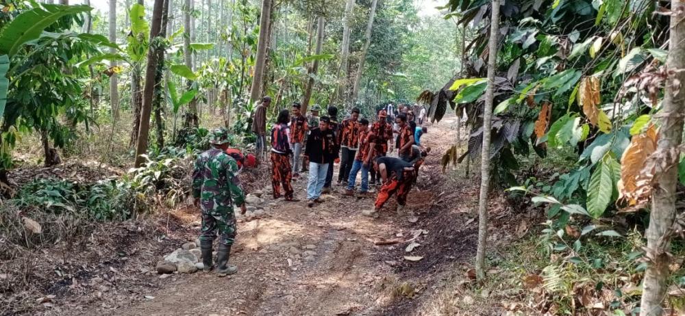 Perhatian Pemuda Pancasila Membangun Desa di Batang