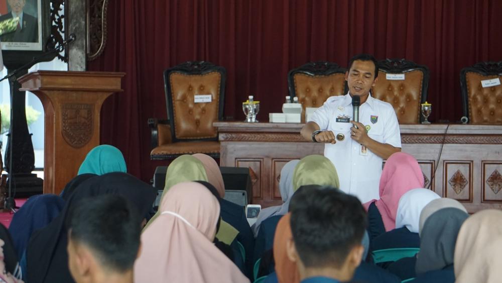Bupati Batang Berikan Kuliah Umum Tentang Pancasila