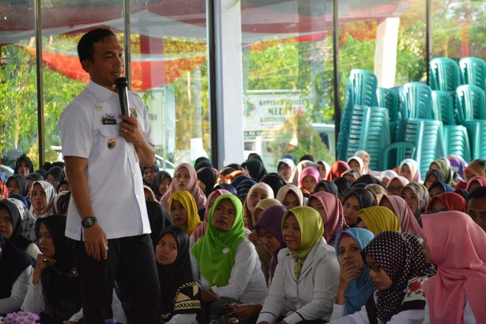 Bupati Batang Minta Guru WB Disejahterakan  