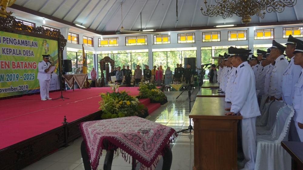 163 Kades Terpilih di Batang, Resmi Dilantik Bupati 