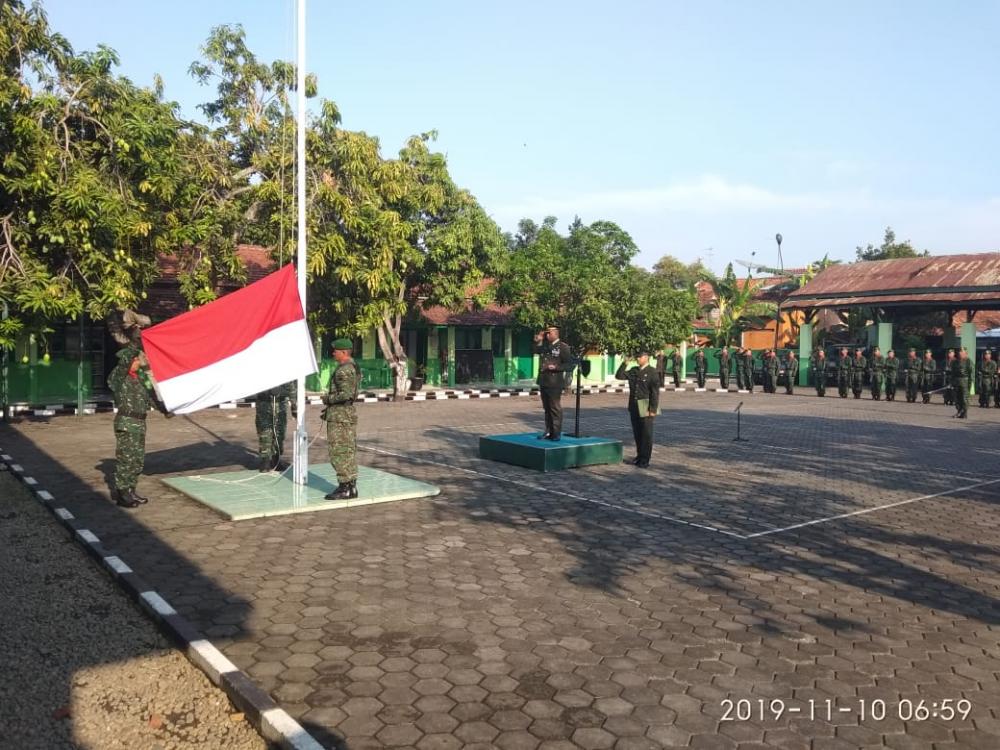 Kodim 0736/Batang Melaksakan Upacara Bendera Memperingati Hari Pahlawan 