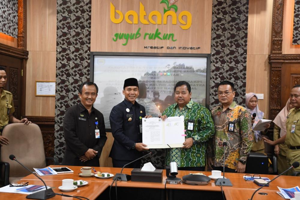 Bupati Batang Terima Piagam WTP Dari Ditjen Perbendaharaan