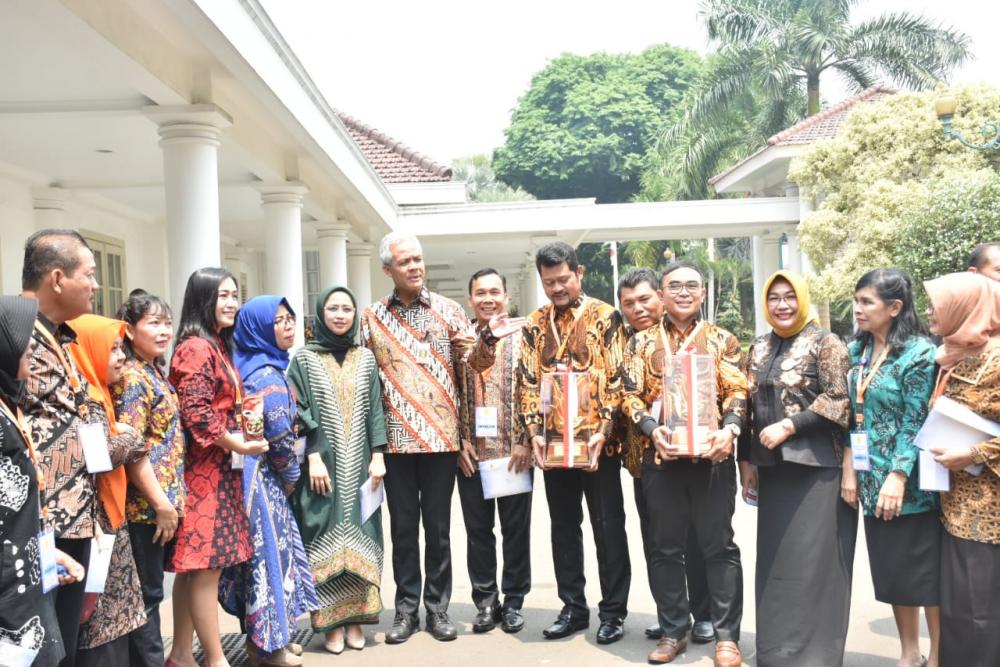 Gubernur Jateng dan Bupati Batang Hadiri Undangan Kemnaker RI