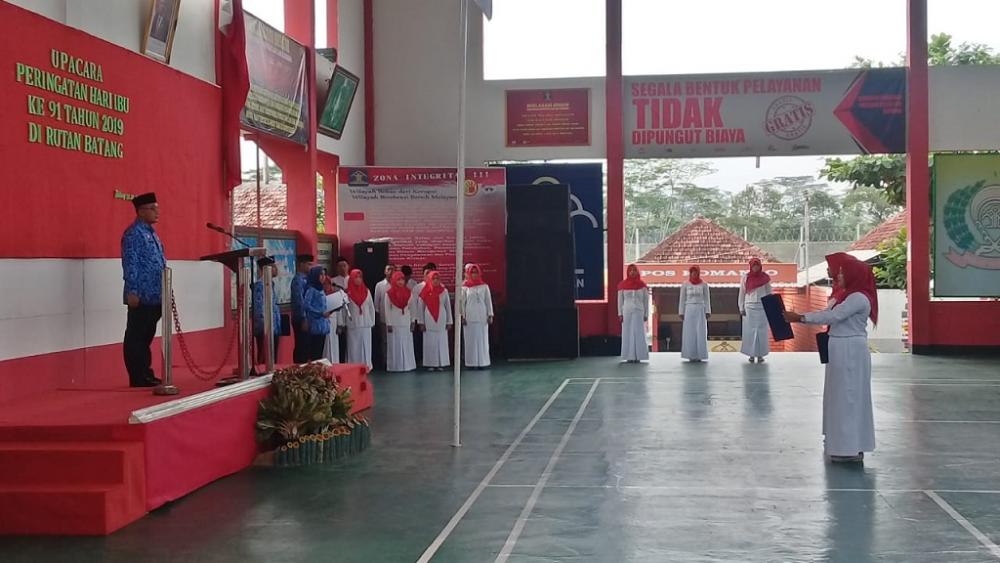 Srikandi Rutan Batang, tampil di Upacara Hari Ibu