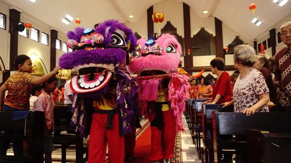 PERTUNJUKAN BARONGSAI di GEREJA