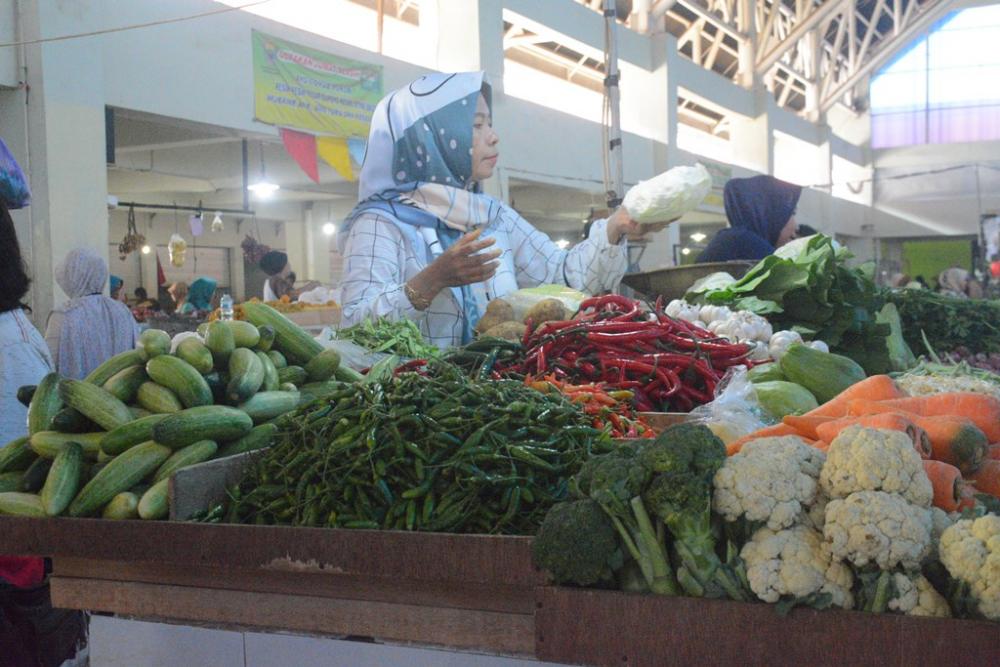 Harga Cabe Rawit Dan Bawang Di Pasar Batang Naik Pesat