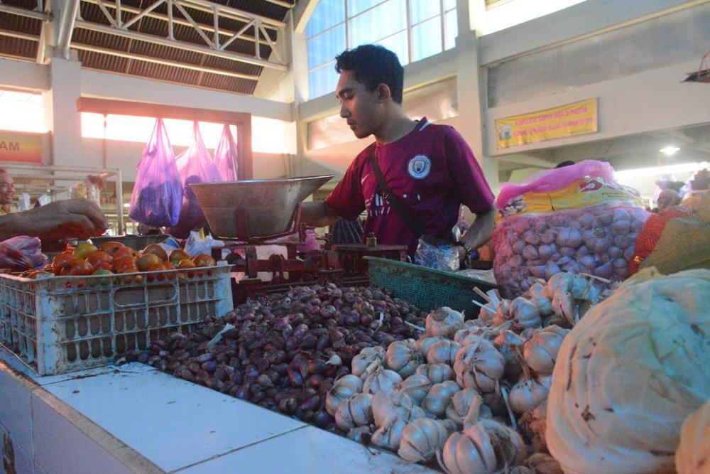 HARGA BAWANG PUTIH NAIK