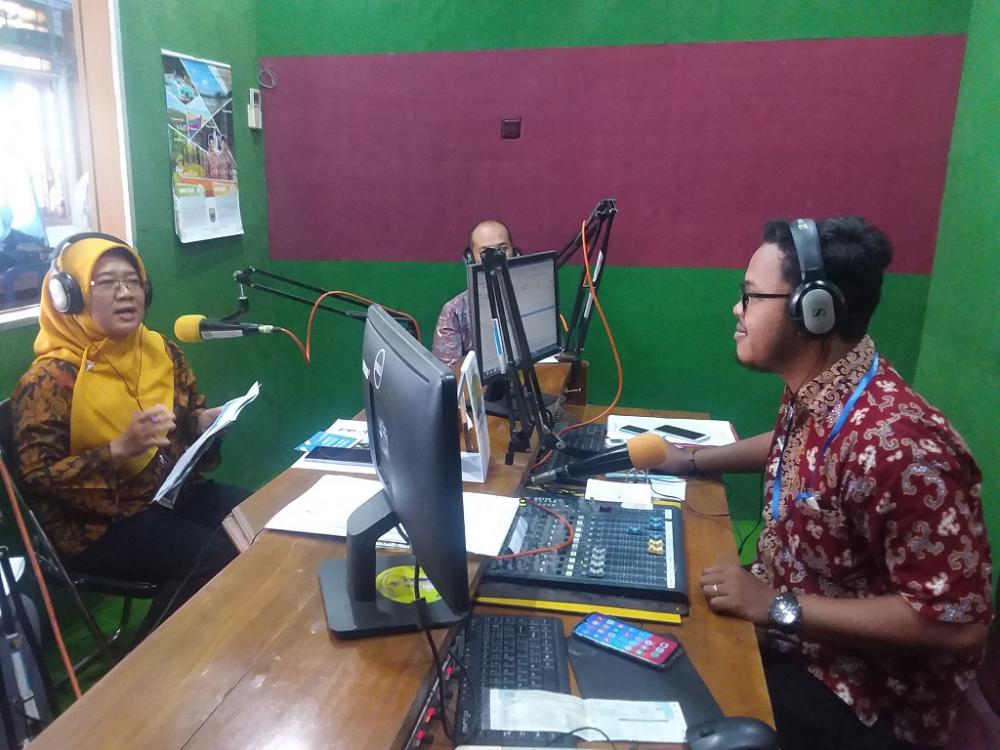 RADIO MEDIA SOSIALISASI PALING AMAN