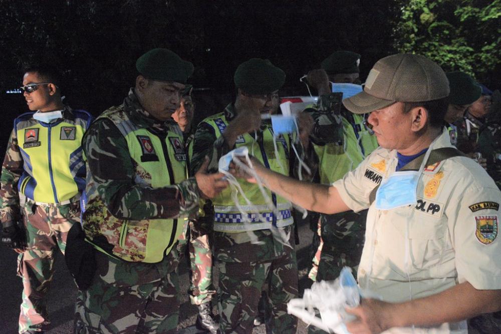 PATROLI MALAM PENCEGAHAN COVID-19