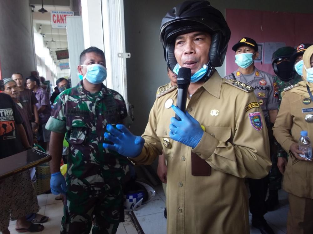 Bupati Batang Imbau Warga Utamakan Social Distancing
