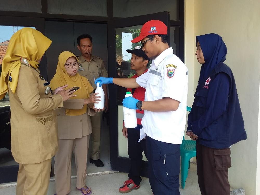 PMI BATANG DISTRIBUSIKAN CAIRAN DESINFEKTAN