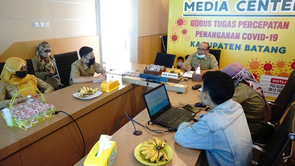 GANDENG KOMUNITAS UNTUK TANGKAL HOAKS