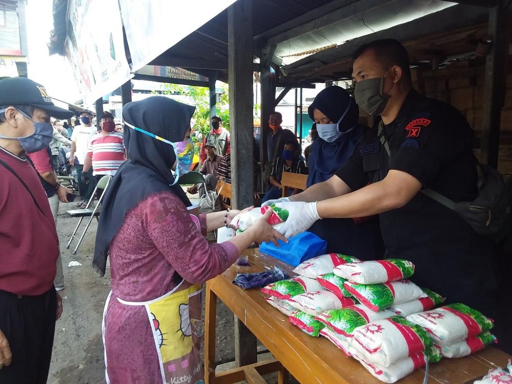 OPERASI PASAR UNTUK SESUAIKAN HARGA