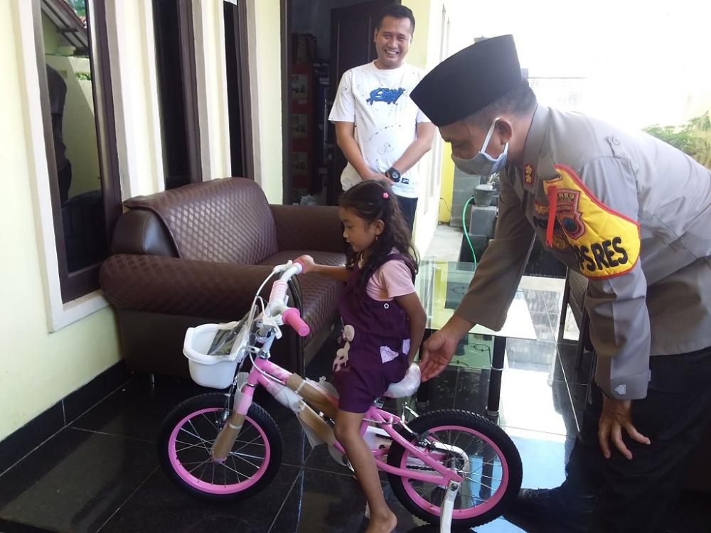 Kapolres Batang Berikan Apresiasi Atas Vlog Anggotanya yang Menginspirasi