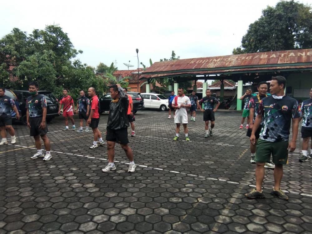 Anggota Kodim 0736 Batang Latihan Garjas di Masa Pandemi Covid-19
