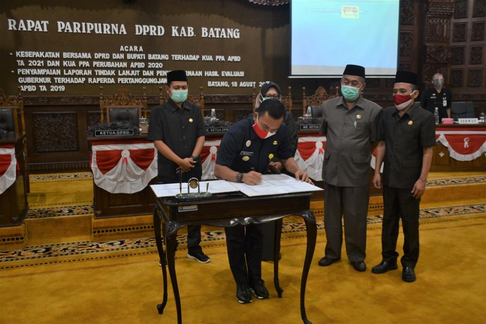 Bupati Batang Capai Kesepakatan Dengan DPRD, Terkait Hasil Raperda APBD Tahun 2019