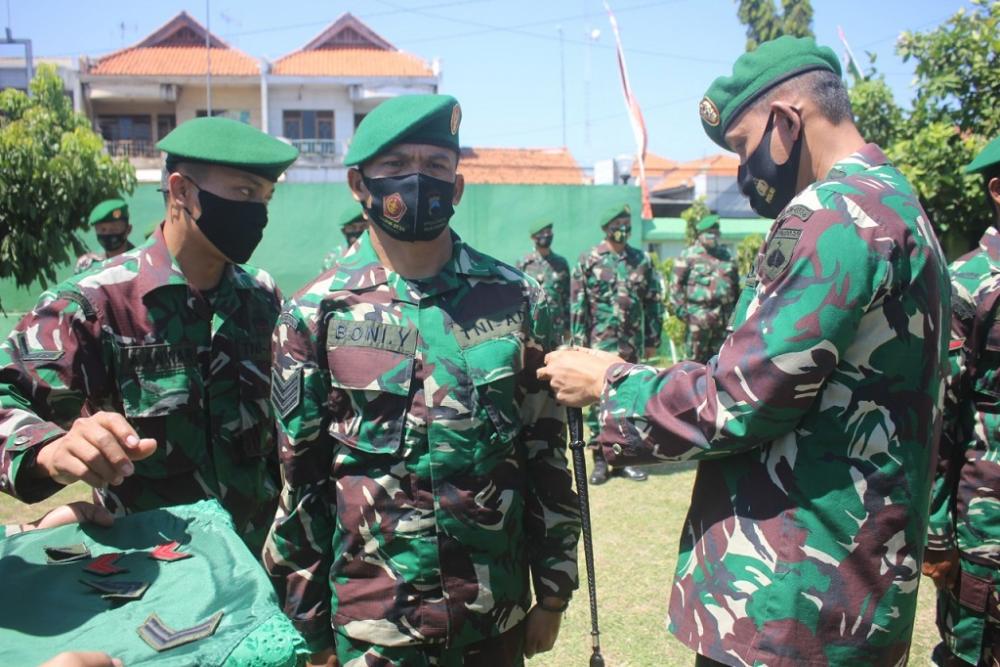 Dandim 0736/Batang Pimpin Upacara Korp Raport