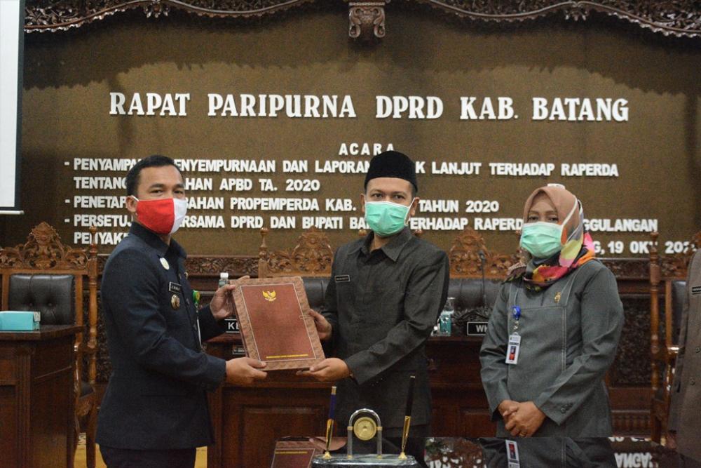 DPRD Dan Bupati Batang Setujui Raperda Tentang Penanggulangan Penyakit