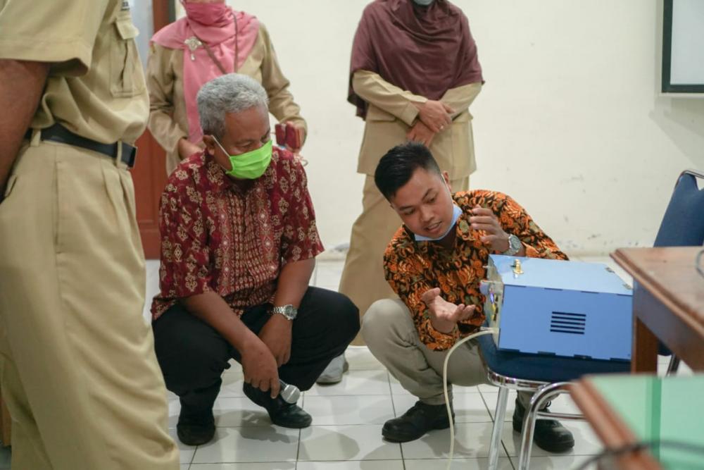 PRESENTASI ALAT GENERATOR OZON