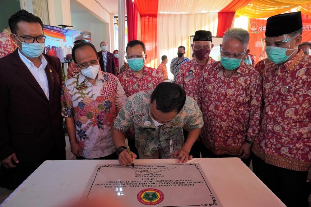 Bupati Batang Resmikan Gedung PPNI