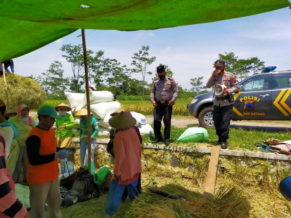 Polsek Tersono Terus Ingatkan Warga Patuhi Protokol Kesehatan