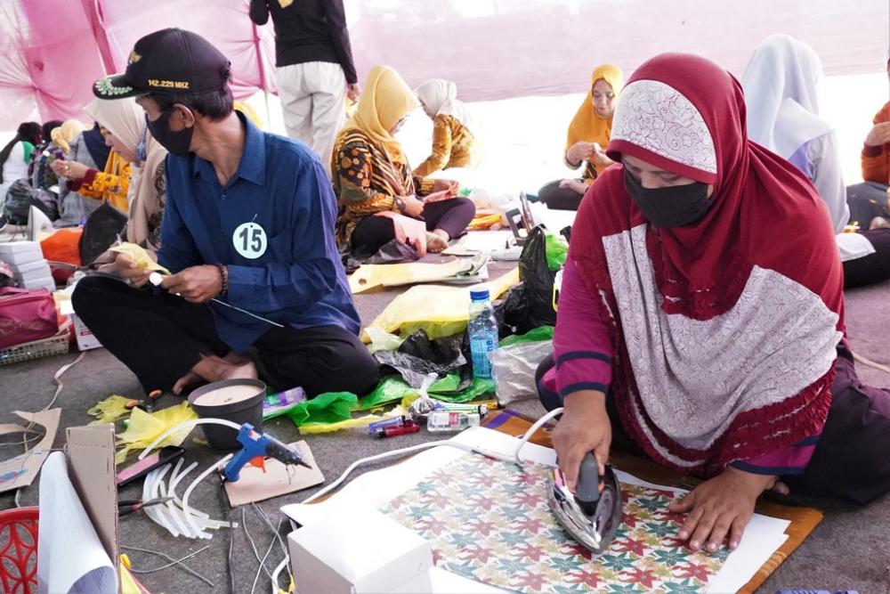 SETRIKA PLASTIK UNTUK DAUR ULANG SAMPAH