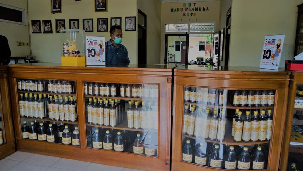 STOK MADU di ETALASE TOKO