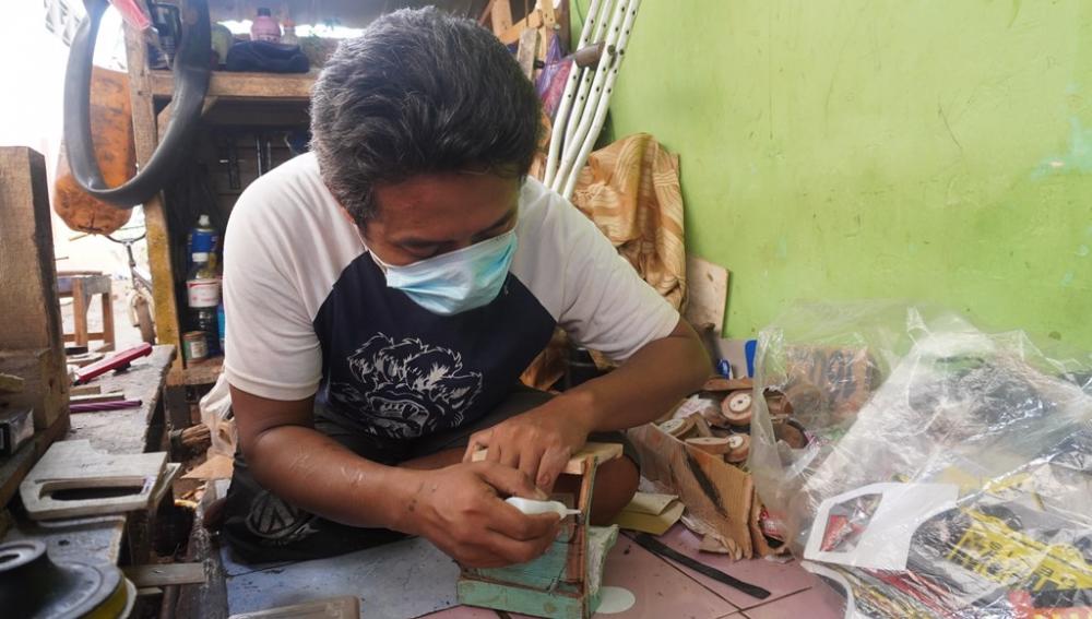 TEMPEL KUMPULAN POLA UNTUK KABIN